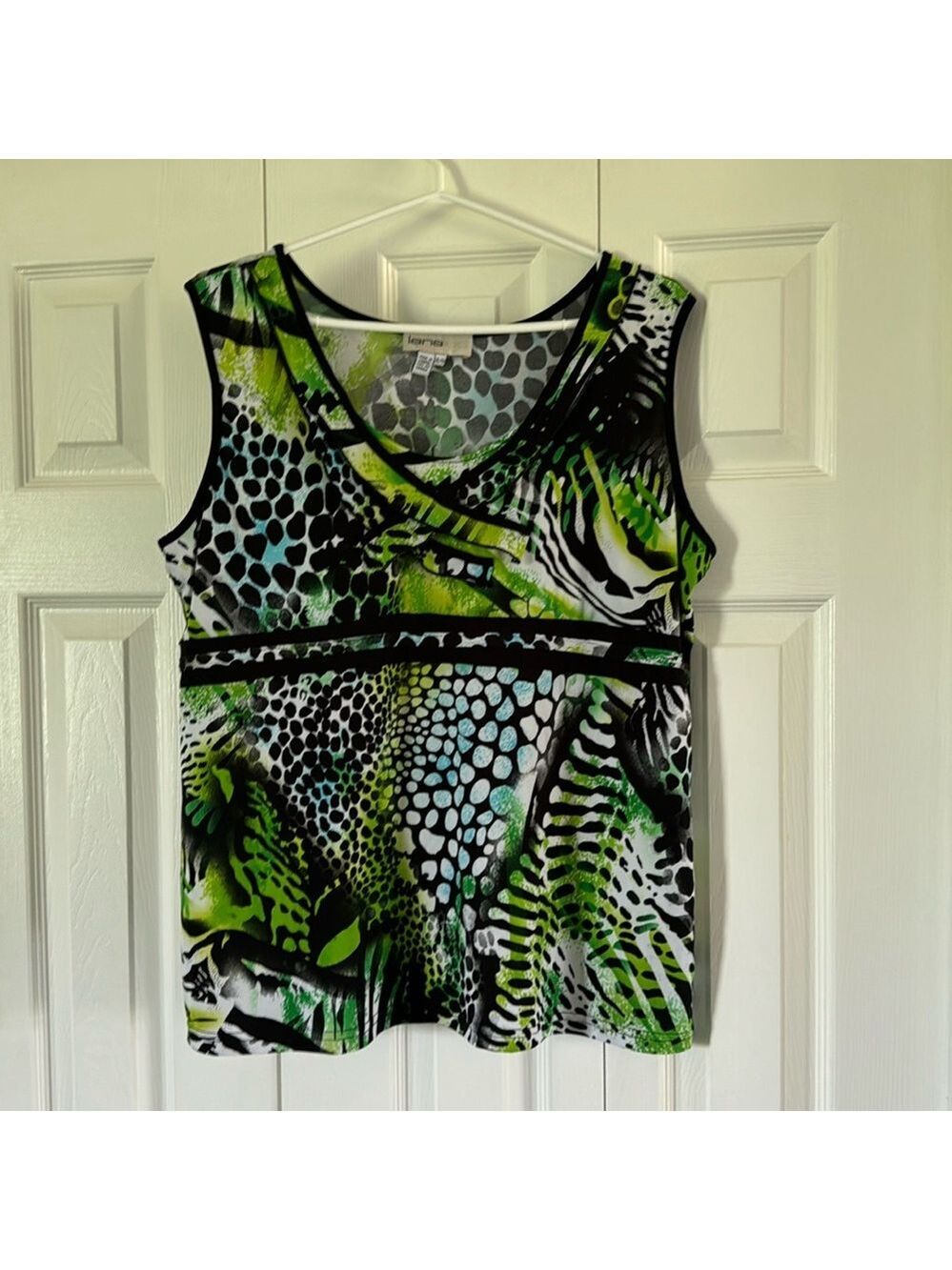 Lana Lee Tank Top Size XL ❤️❤️